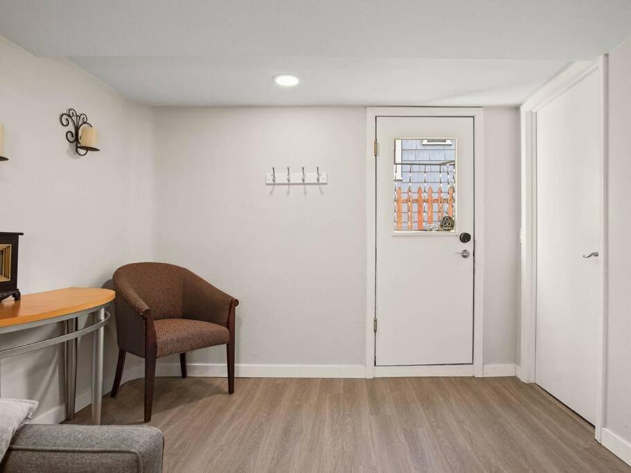 Elegant Richmond Gem Nestled Up To Hawthorne Blvd. Appartement Portland Buitenkant foto